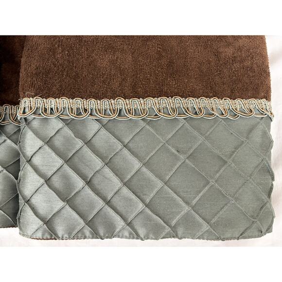 Sherry Kline Brown Bathroom Towel Set Pleated Green Diamonds 4 Pcs - Picture 3 of 5